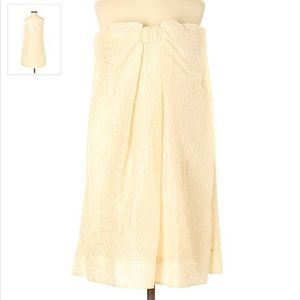 BCBG MAXAZRIA CREAM SIZE 4 STRAPLESS DRESS